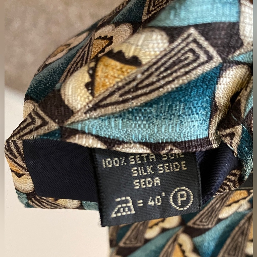 Ermenegildo Zegna Silk Tie Made in Italy pack of three - Picture 12 of 17